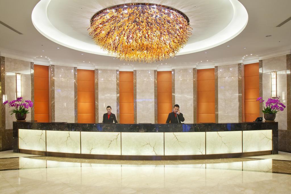 E-Da Royal Hotel Dashu Interior photo The lobby of the hotel