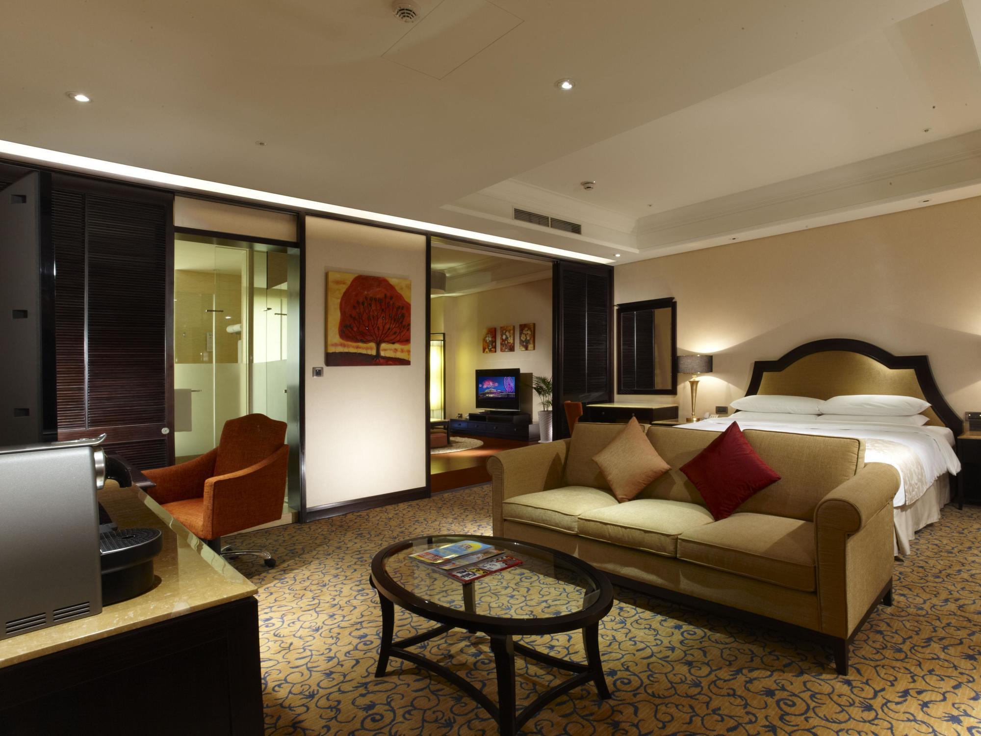 E-Da Royal Hotel Dashu Exterior photo A suite at the Shangri-La Hotel, Kuala Lumpur