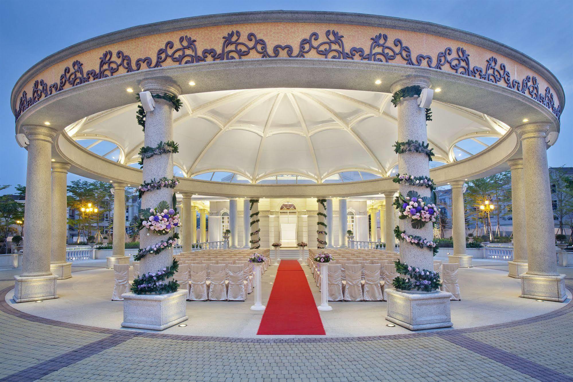 E-Da Royal Hotel Dashu Facilities photo The Chapel of the Sun
