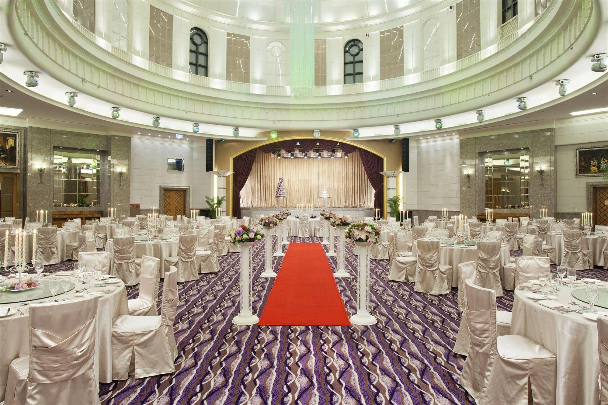 E-Da Royal Hotel Dashu Restaurant photo The ballroom