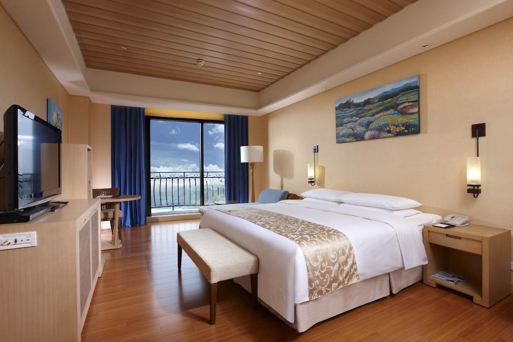 E-Da Royal Hotel Dashu Exterior photo Deluxe Room