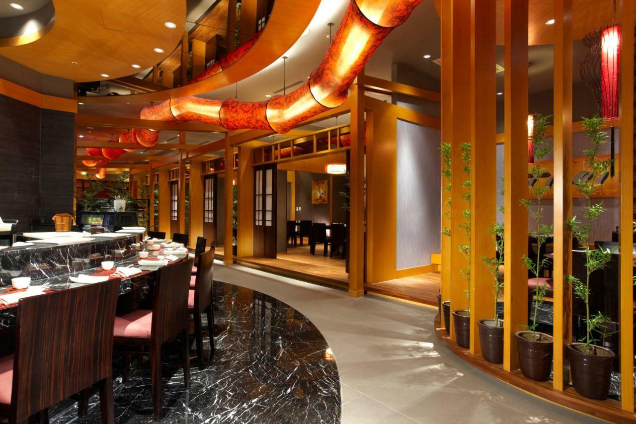 E-Da Royal Hotel Dashu Interior photo Interior of a restaurant in the hotel